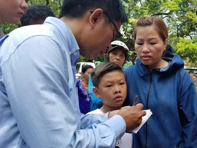 Nhiều cơ quan, đơn vị thăm hỏi, động viên và giúp đỡ gia đình các hiệp sĩ bị nạn	 /// An Huy