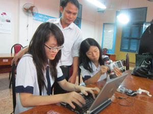 Chiến thắng bất ngờ của hai nữ sinh