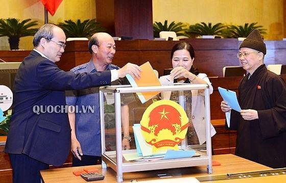 Chiều nay 25-10, công bố kết quả lấy phiếu tín nhiệm ảnh 1