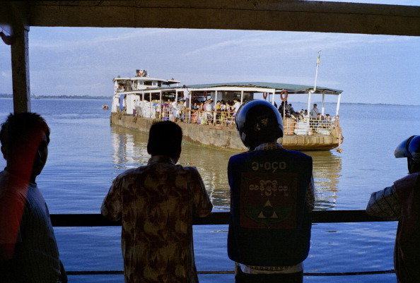 Chìm phà, gần 50 người Myanmar thiệt mạng và mất tích