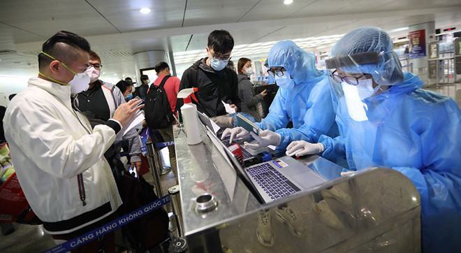 Chống dịch Covid-19: Việt Nam bước vào 2 tuần thử thách - ảnh 1