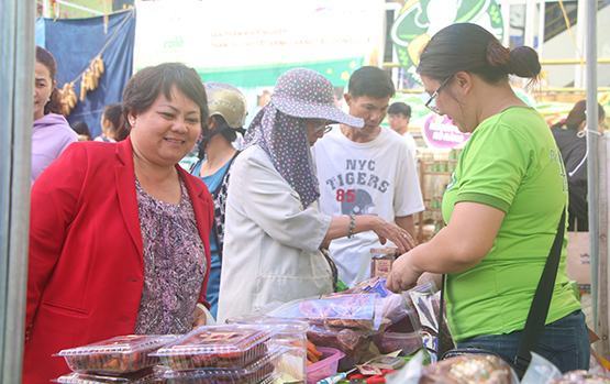 Khai mạc phiên chợ Tết xanh 2018