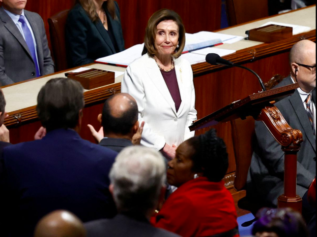 Chủ tịch Hạ viện Mỹ Nancy Pelosi từ chức