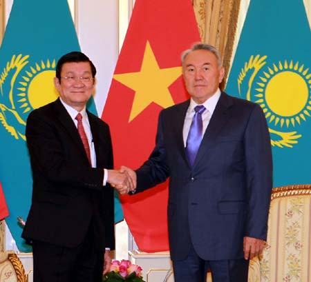 Chủ tịch nước Trương Tấn Sang thăm chính thức CH Cadắcxtan