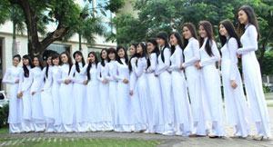 Chung kết Tìm kiếm gương mặt Áo dài nữ sinh Việt Nam 2013