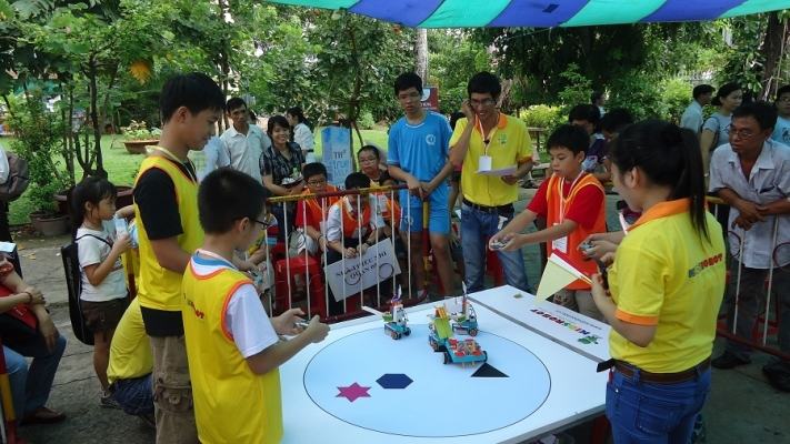 Chung kết Tôi sáng tạo Robot: Nhiều quận – huyện đạt giải cao