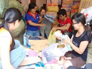 Chương trình “Nối vòng tay sẻ chia” dành cho học sinh