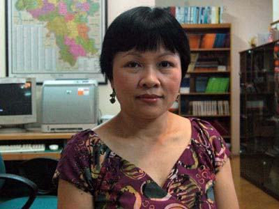 Clip sex và chiếc áo chật