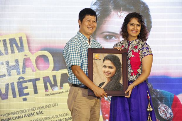 avika-gor-nguoinoitieng-4