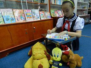 Cô học trò nhỏ mê khoa học