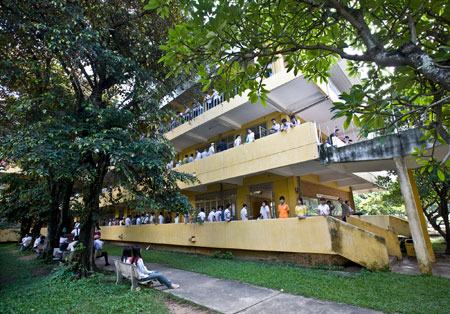 Có nên sáp nhập các ĐH?