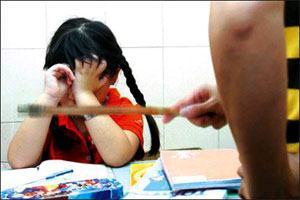 Có nên “uốn cây” bằng roi vọt?