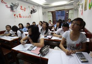 Có phải vì học sinh quá dốt(?!)