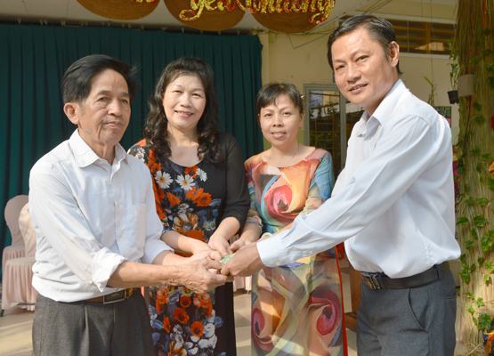 Giáo dục học sinh tinh thần tương thân tương ái