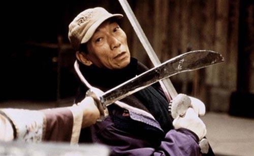 Chỉ đạo võ thuật Viên Hòa Bình.