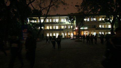 Con không muốn bị “giam” trong lớp