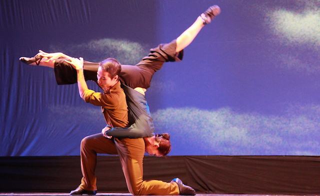 Còn mãi bản hùng ca