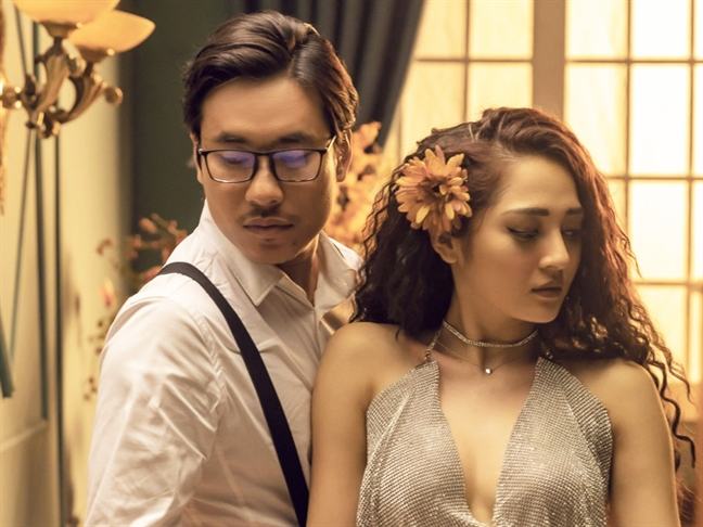 Công chúng dễ dãi hay ngây thơ? Cong chung de dai hay ngay tho?