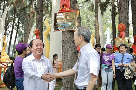 Khánh thành “Vườn thông hữu nghị”