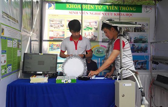 Triển lãm 90 sản phẩm công nghệ của sinh viên