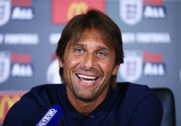 Conte hé lộ kế hoạch chuyển nhượng của Chelsea