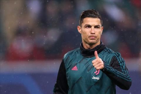 Cristiano Ronaldo đổi chỗ Paul Pogba ở Hè 2020?