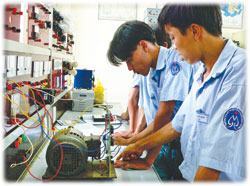 Cửa mở cho học sinh trường nghề