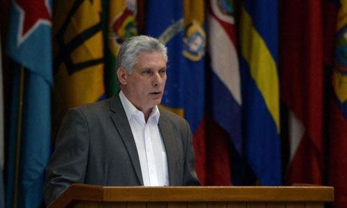 Chủ tịch Cuba Miguel Diaz-Canel phát biểu trong một phiên họp tại thủ đô Havana hôm 17/7. Ảnh: AFP.
