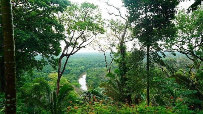 Cuộc sống ở ngôi làng không có điện lưới, tách biệt thế giới hiện đại