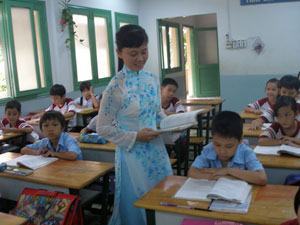 Cuộc thi hùng biện tiếng Anh 2010: Nơi trò thể hiện lời tri ân với thầy