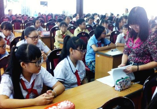 Cuộc thi “Prudential- Văn hay chữ tốt” năm 2014: Khởi động vòng thi cấp quận, huyện