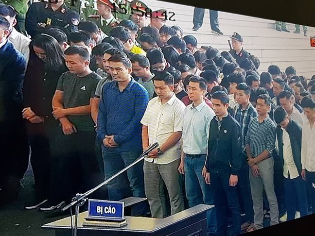 Cuu trung tuong Phan Van Vinh bi tuyen an 9 nam tu