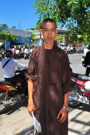 Đà Nẵng: Hai nhà sư quyết tâm thi đỗ ĐH
