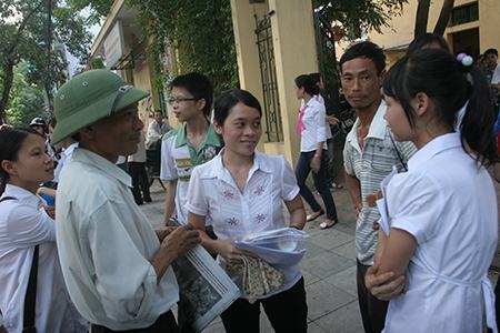 Đại học ngoài công lập tăng học phí