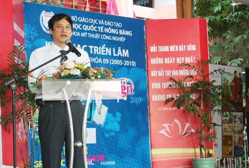 Đại học quốc tế Hồng Bàng khai mạc Triển lãm đồ án tốt nghiệp