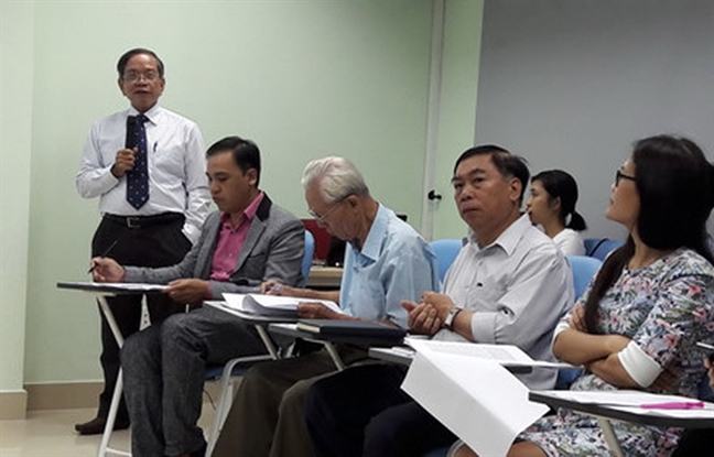 Đại học tư thục: ông chủ chưa có quyền làm chủ? Dai hoc tu thuc: ong chu chua co quyen lam chu?