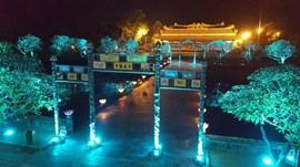 Đại Nội không mở cửa đêm trong mùa mưa gió