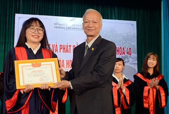 Sinh viên CĐ Sư phạm Đà Lạt tốt nghiệp đạt tỷ lệ thấp