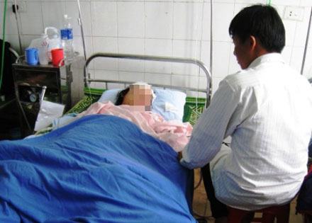 Đâm người yêu trọng thương vì “tội” đòi chia tay