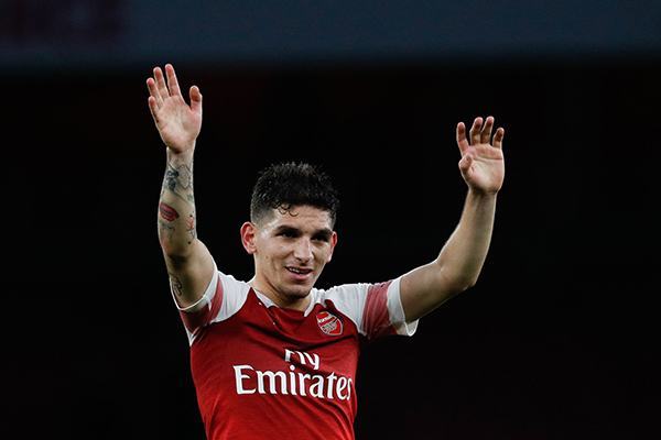 Đàm phán đổ vỡ, Lucas Torreira buồn bã trở lại Arsenal