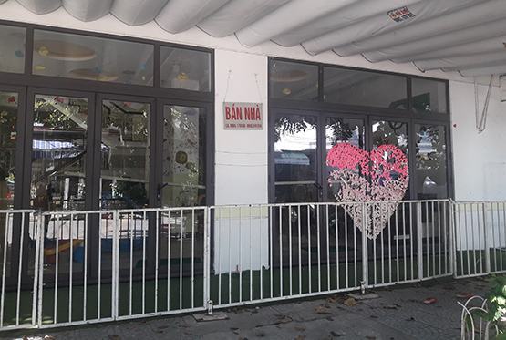 Đà Nẵng: Trường ngưng hoạt động bất ngờ, phụ huynh hoang mang