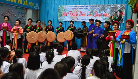 Bồi dưỡng tình yêu quê hương bằng âm nhạc dân tộc