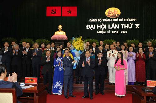 Bế mạc Đại hội Đại biểu Đảng bộ TP.HCM lần thứ X: Giải quyết nhanh những vấn đề “nóng”
