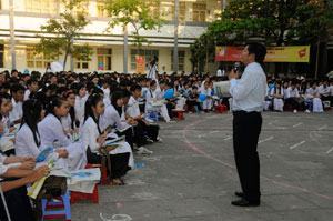 Đăng kí dự thi ĐH, CĐ 2012: Lời khuyên giản đơn, giá trị cả đời