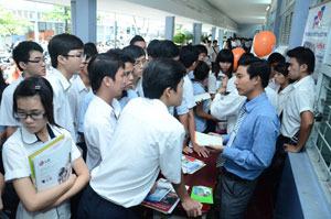 Đăng ký dự thi ĐH, CĐ 2011: Khi chưa “yêu” đừng vội… “cưới”