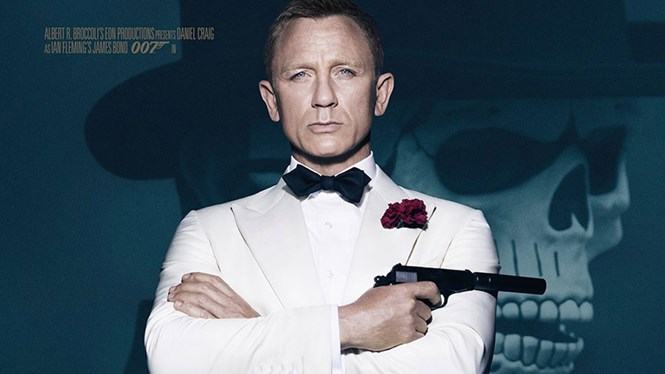 Sau nhiều năm gắn bó với nhân vật siêu điệp viên James Bond, Daniel Craig muốn dừng lại dù được chào mời hợp đồng “khủng”. /// Ảnh: Poster phim Spectre