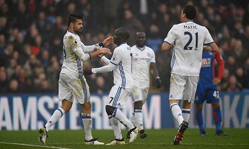 danny-murphy-chelsea-khong-co-diem-yeu-nao-trong-doi-hinh