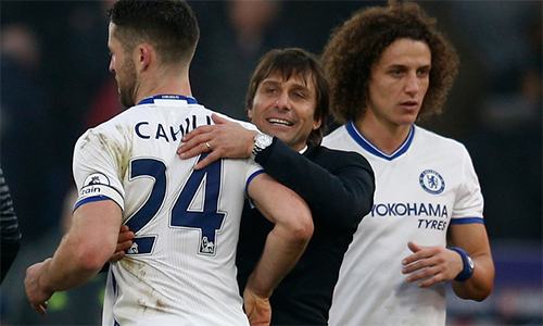 danny-murphy-chelsea-khong-co-diem-yeu-nao-trong-doi-hinh-1