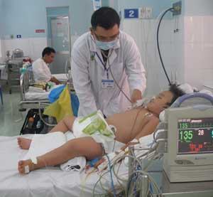 Đào tạo bác sĩ: Không thể “chạy” theo số lượng