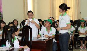 Đào tạo nhiếp ảnh cho thiếu nhi